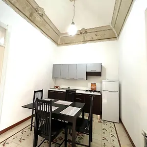 Apartament Cortile Bassi 185, Trapani